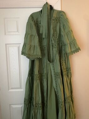 Bohemian Lace-Trim Maxi Dress in Olive Green